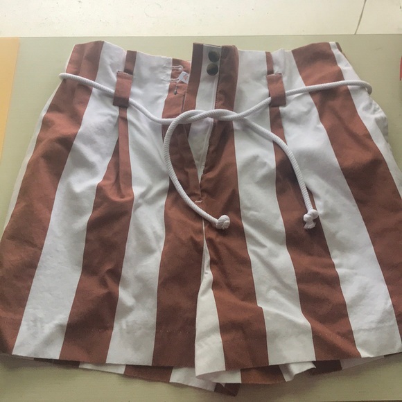 ASOS high waisted stripe short with rope belt - Picture 4 of 4